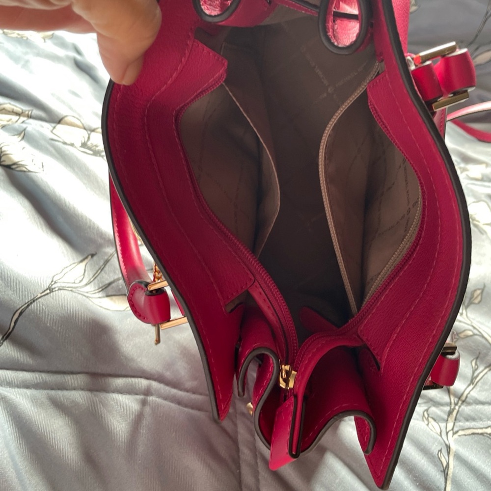 Michael Kors Hamilton Fuchsia Small Leather Satchel - Picture 8 of 10